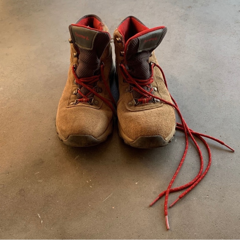 BearPaw Waterproof hiking boots